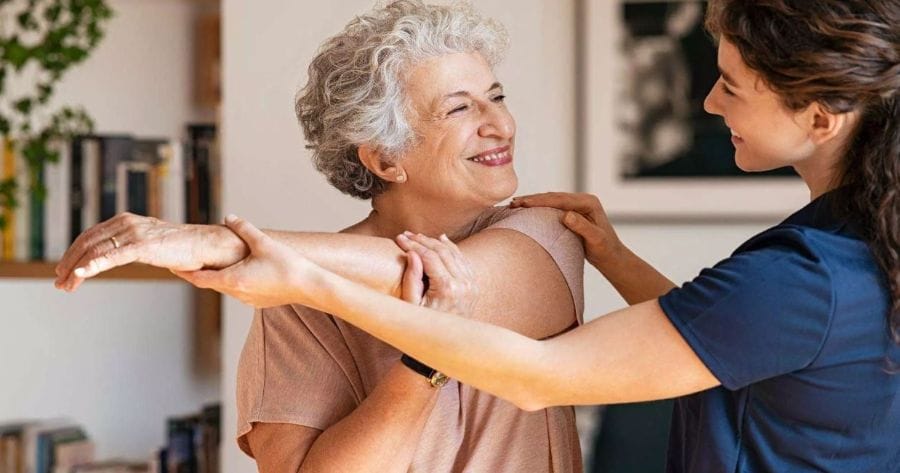 I benefici della fisioterapia a domicilio per anziani